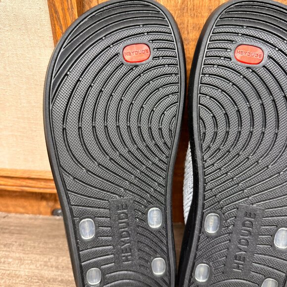 Hey Dude Meg Pearl Grey Women's Thong Flip Flop Sandals Size 11 EUC Summer Comfy - Picture 9 of 9